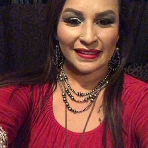 Meet your Posher, Sonia